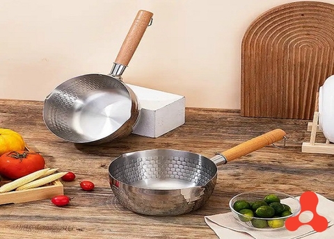 CHẢO TUYẾT NHẬT BẢN INOX CÁN GỖ 18CM